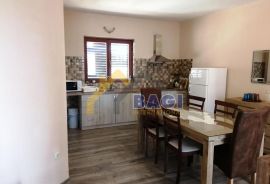 ISTRA - MEDULIN Apartmanska kuća sa 3 apartmana i pogledom na more, Medulin, Σπίτι