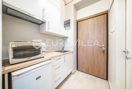 Zagreb, Centar, Ulica Kneza Branimira, ured, NKP 21 m2, Zagreb, Commercial property