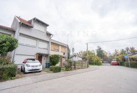 KUĆA S VRTOM, PRODAJA, ZAGREB, FOLNEGOVIĆEVO, 255 M2, Peščenica - Žitnjak, Famiglia