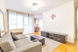 Zagreb, Crvenog Križa, dvosoban stan na 1. katu s liftom + PM, Zagreb, Apartamento