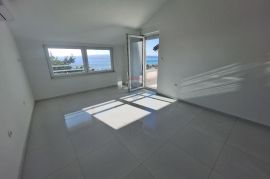 Crikvenica- novogradnja- 150m do mora- 2S+DB, Crikvenica, Apartamento