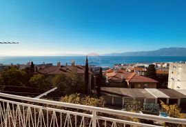 RIJEKA, Bulevard - Stan sa garsonjerom 130 m2 + vrt, Rijeka, Wohnung