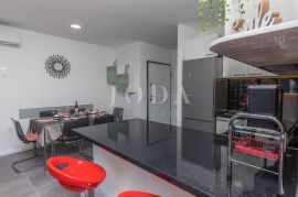 Selce, moderan apartman 90 metara od mora, Crikvenica, Διαμέρισμα