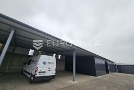 Osijek, Industrijska zona čepin, dva skladišta od 200 m2, 5 eur/m2, Osijek, Gewerbeimmobilie