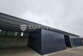 Osijek, Industrijska zona čepin, dva skladišta od 200 m2, 5 eur/m2, Osijek, Gewerbeimmobilie