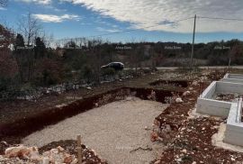 Građevinsko zemljište Prodajem građevinsko zemljište, Marčana., Marčana, Terra