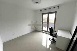 ZAGREB - ČRNOMEREC - MODERAN PENTHOUSE SA GARAŽOM I VPM!, Črnomerec, Appartement