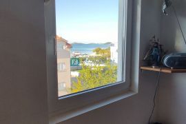 SRIMA, top lokacija, 75 m do plaže, pogled na more, terasa, Vodice, Appartment