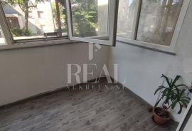 Prodaja adaptiranog stana na Donjoj Drenovi 2S+DB 65 M2, Rijeka, Appartement