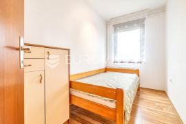 Velika Gorica, Podbrežnica, trosoban stan na vrhunskoj lokaciji, NKP 67 m2, Apartamento