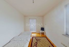 Trosoban stan u kući 60m2, Rajlovac, Sarajevo Novi Grad, Appartamento