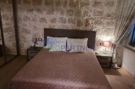 Predivan stan sa studio apartmanom u centru Rovinja, Rovinj, Wohnung