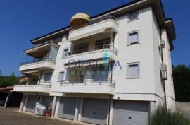 Opatija-Pobri dvoetažni stan 1.kat. 77.66 m2 sa lijepim pogledom, Opatija - Okolica, Apartamento