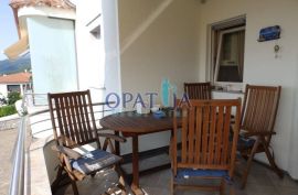 Opatija-Pobri dvoetažni stan 1.kat. 77.66 m2 sa lijepim pogledom, Opatija - Okolica, Apartamento