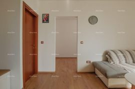 Stan Prodaje se stan, 60 m2, u okolici Rovinja, Rovinj, Wohnung