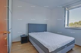 Stan Prodaje se stan, 60 m2, u okolici Rovinja, Rovinj, Wohnung