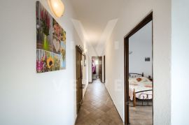 Apartmanska kuća, Labin, okolica, Labin, Casa