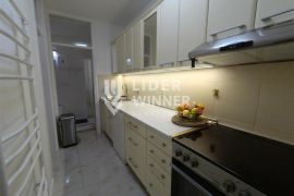 Izuzetan četvorosoban stan, 104m2 ID#130495, Novi Beograd, Stan