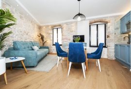 Rovinj,savršeno uređeni apartman na neponovljivoj lokaciji, Rovinj, Διαμέρισμα