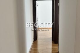 Novi Sad, Bulevar Evrope, Bulevar Evrope, 4.0, 123m2, Novi Sad - grad, Appartment