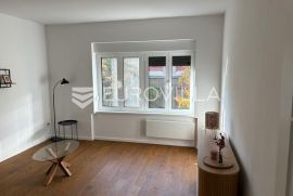 Zagreb, Donji Grad, prekrasan novouređeni trosoban stan u centru, NKP 78 m2, Zagreb, Διαμέρισμα