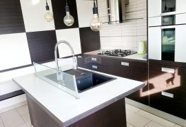 Borčec, luksuzni dvoetažni stan 150 m2 za najam, Podsused - Vrapče, Appartement