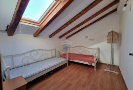 Rovinj okolica - kamena kuća 140 m2 4 spavaće sobe, Rovinj, House