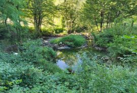 73000 m2 - Gorski kotar - uz Kupu - namjena za kamp, Vrbovsko, Zemljište