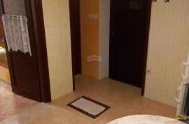 Baška - mali stan 21m2, blizu mora, Baška, Appartement