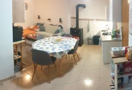 Kraljevica - etaža kuće sa okućnicom, Kraljevica, Apartamento