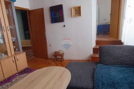 Rovinj, dvosoban stan u strogradskoj jezgri, Rovinj, Appartement