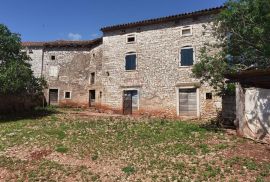 Istra, Juršići - malo autohtono imanje na rubu naselja, Svetvinčenat, House