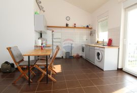 Istra, Novigrad - Dvosoban stan s prekrasnim pogledom na more i grad, Novigrad, Apartamento