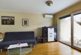 Opatija, Lovran -apartmanska kuća 450m2 sa 4 stana, Opatija - Okolica, Kuća