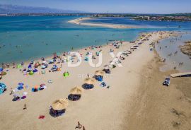 ZADAR, SABUNIKE - Građevinsko zemljište 400 metara od plaže!, Privlaka, Terreno