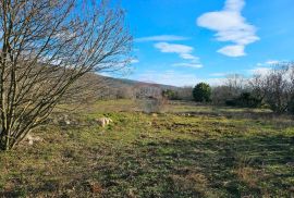 Labin, Trget poljoprivredno zemljište od 3669m2, Labin, Land