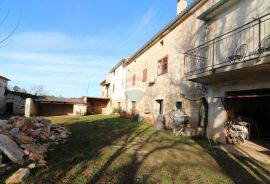 SVETI LOVREČ- kamena kuća, Sveti Lovreč, Haus