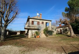 SVETI LOVREČ- kamena kuća, Sveti Lovreč, Haus