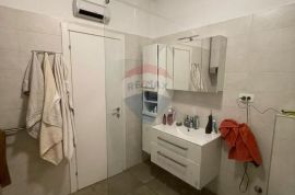 Opatija, stan u strogom centru, 2s+DB, 100m2 s parkingom, Opatija, Wohnung