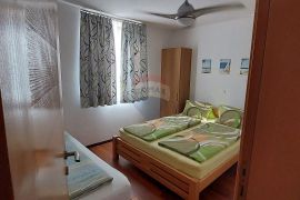 Jurandvor-Baška-dva stana u prizemlju, parking, Baška, Apartamento