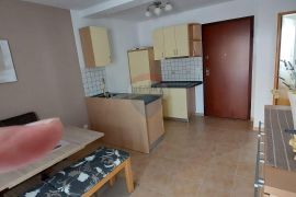 Jurandvor-Baška-dva stana u prizemlju, parking, Baška, Apartamento