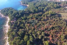 Rovinj, zemljište prvi red do mora tematski park i rekreacijska zona, Rovinj, Land