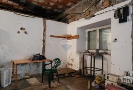 Rijeka, Čavle - Kuća sa 7 apartmana i 2 poslovna prostora, Čavle, Famiglia