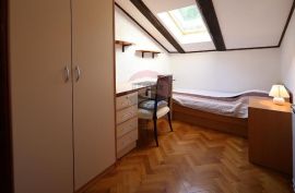 Opatija, dva stana i apartman kao cijelina, Opatija, Διαμέρισμα