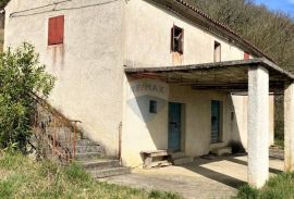 Pićan okolica, kuća s 11000 m2 okućnice, Pićan, Casa