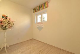 Otok Cres, Martinščica, kuća 150 m2 sa dva apartmana, prekrasan pogled, Cres, Σπίτι