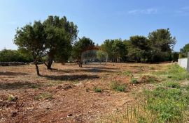 Istra, Medulin, veće građevinsko zemljište na rubu građevinske zone, Medulin, Tierra