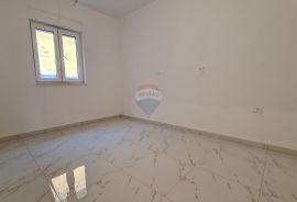 Viškovo, Saršoni - 1. kat, 2S+DB stan 82 m2 s bazenom na korištenje, Viškovo, Appartement