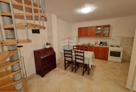 KRK - Baška - kuća 200m² - vrta 654m², Baška, بيت