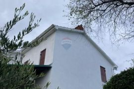 Mošćenička draga, bliža okolica, samostojeća kuća 195 m2, prekrasan pogled na more, Mošćenička Draga, House